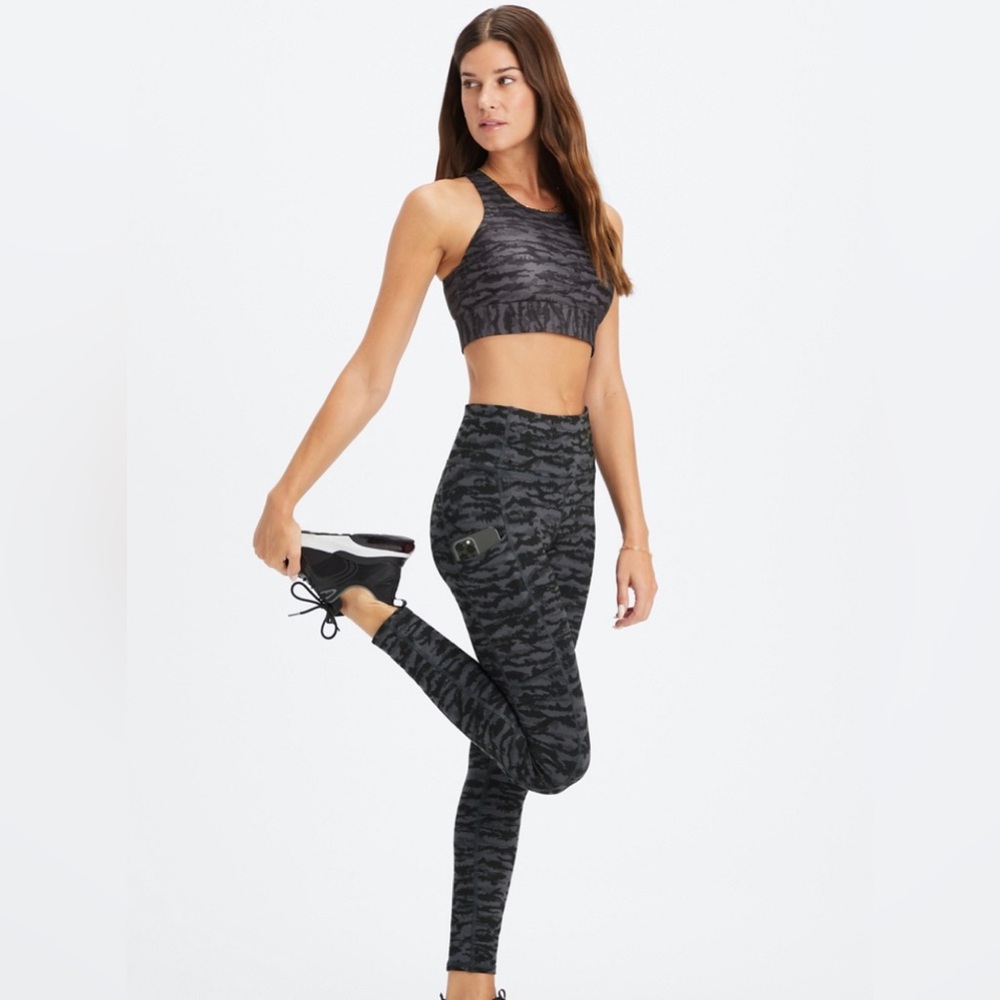 Fabletics Cold Weather Leggings NWOT